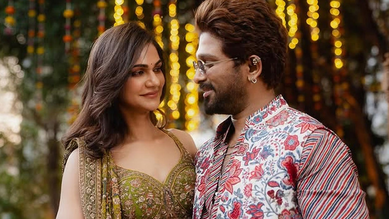 Allu Arjun | 15వ వివాహ వార్షికోత్సవం.. భార్యకు రూ.1.5 కోట్ల మెర్సిడెస్ గిఫ్ట్ ఇచ్చిన అల్లు అర్జున్