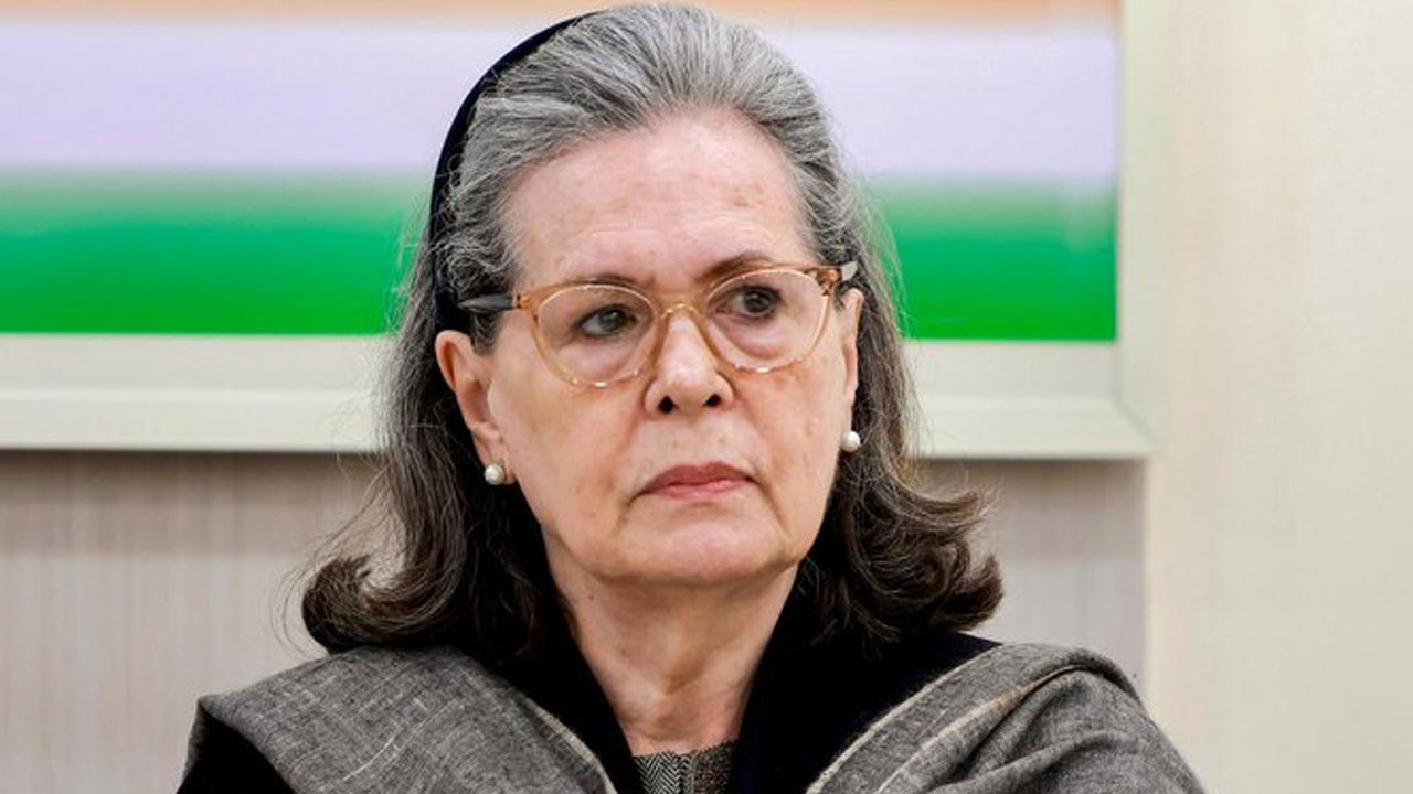 Sonia Gandhi: నిల‌క‌డ‌గా సోనియా గాంధీ ఆరోగ్యం.. గంగారామ్ ఆస్ప‌త్రిలో కొన‌సాగుతున్న చికిత్స‌