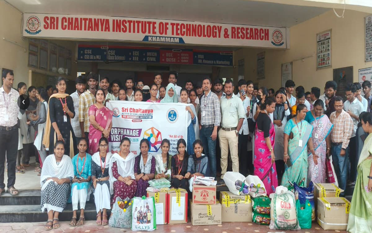 అనాథ‌, వృద్ధాశ్ర‌మాలకు శ్రీ చైతన్య ఇంజినీరింగ్ కాలేజీ భారీ వితరణ