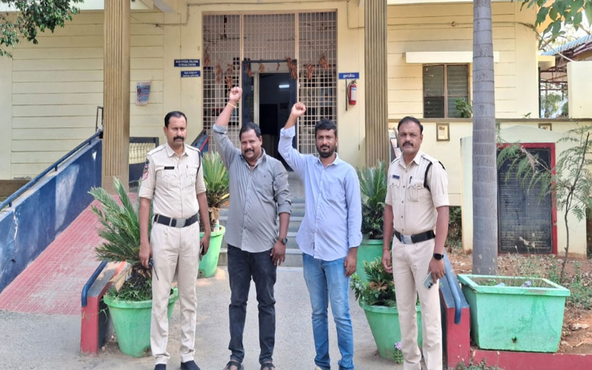 సూర్యాపేట‌లో బీఆర్ఎస్‌వీ నాయకుల‌ అక్రమ అరెస్టులు