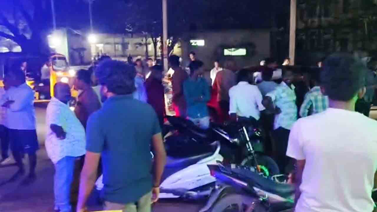 Burgampahad | పంజాయతీలో నిధుల ‘గోల్‌మాల్’.. ఫిర్యాదు చేసిన వ్యక్తిపై దాడికి యత్నం..!