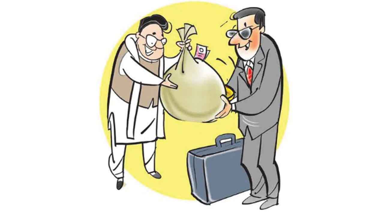 కమీషన్‌ కొట్టు.. టెండర్‌ పట్టు!