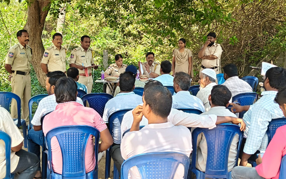 తుంగ‌తుర్తిలో వాహనాలు వేలం.. ఎక్సైజ్ శాఖకు రూ.3.41 ల‌క్ష‌లు రాబడి