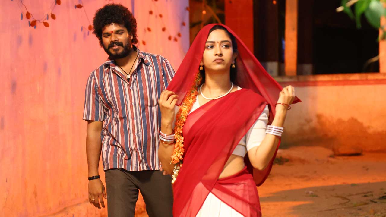 గడపల తోరణాలే గంతులు వేసెనుగా..