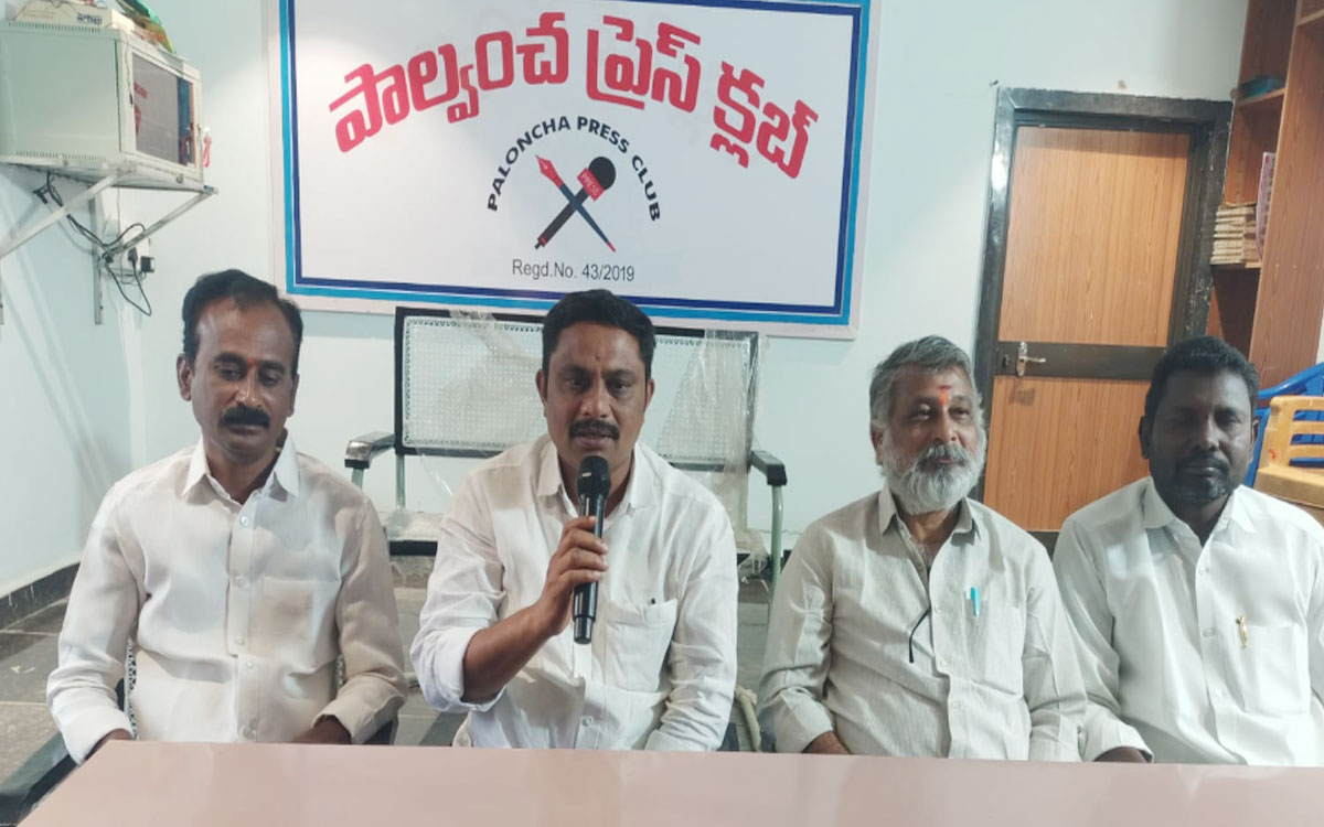 ‘టీఎన్ఆర్ ట్రస్ట్ ఆధ్వర్యంలో 3 వేల కుటుంబాలకు రంజాన్ తోఫా’