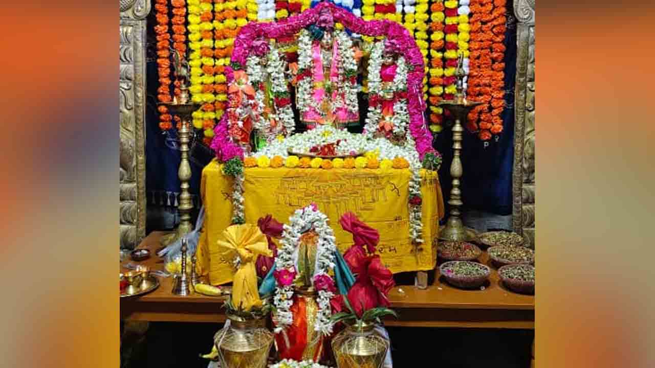 Hanumakonda | మర్యాద పురుషోత్తముడిగా శ్రీరాముడి అలంకరణ