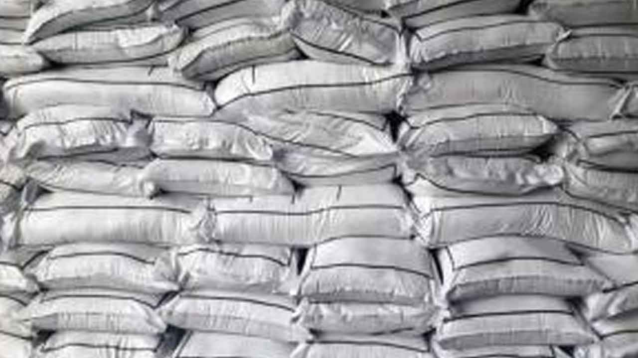 ఎరువుల కంపెనీలపై గ్యాస్‌ ‘బండ’!