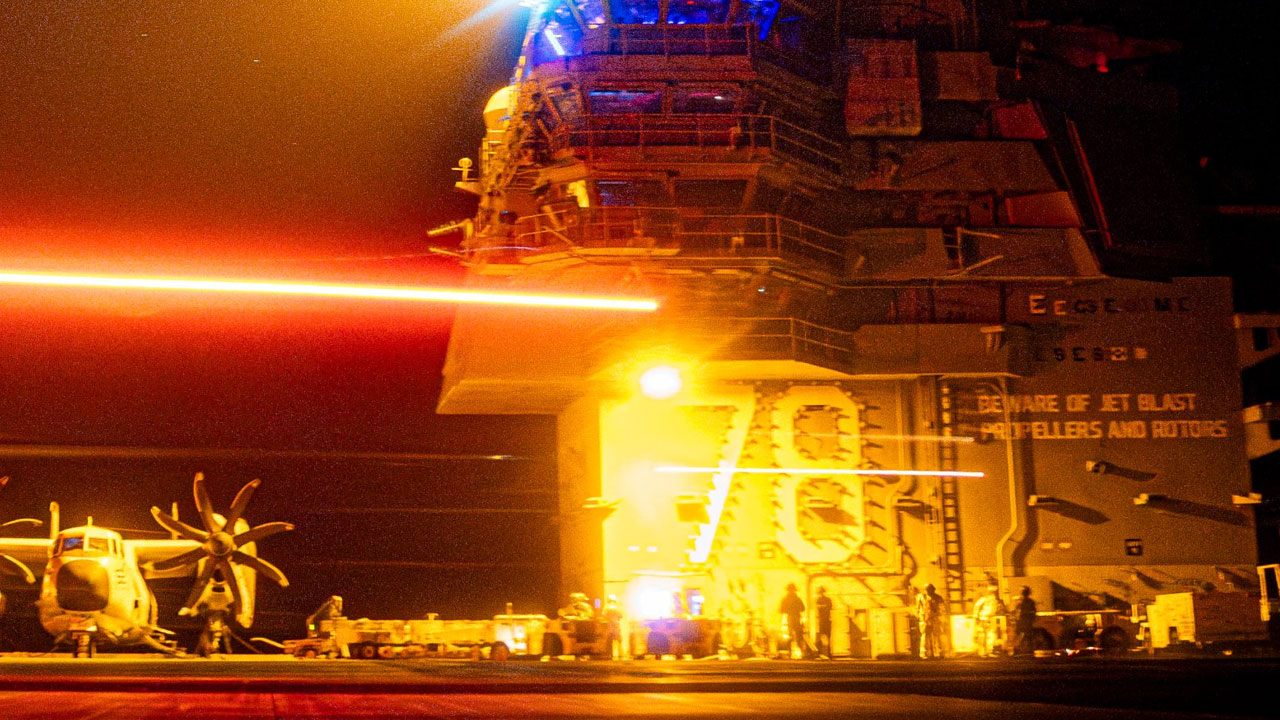 Paratroopers: 2000 మంది పారాట్రూప‌ర్లను మోహ‌రించిన  అమెరికా