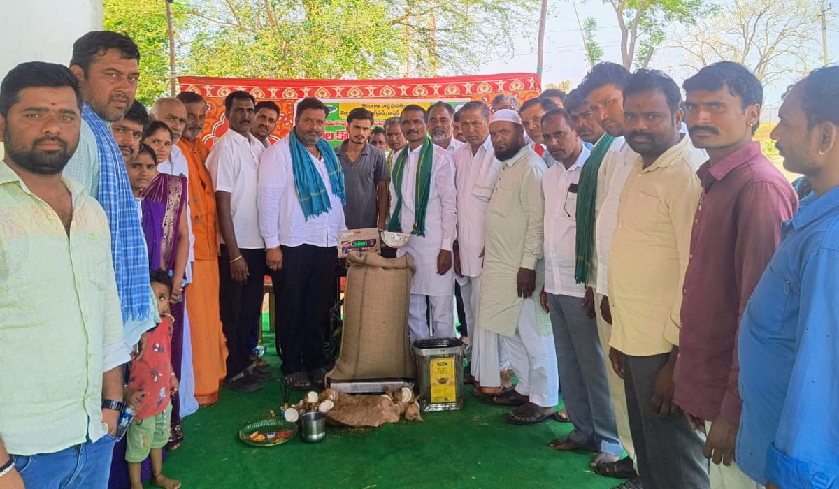 Varni | జకోర సొసైటీ ఆధ్వర్యంలో శనగల కొనుగోలు కేంద్రం ప్రారంభం