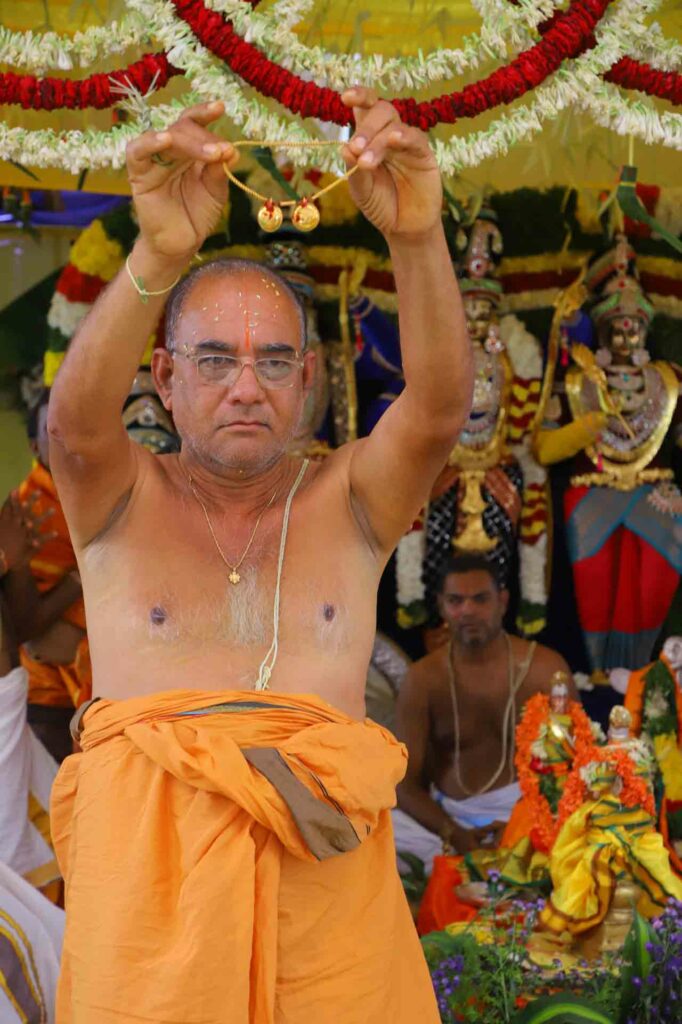 వేములవాడ క్షేత్రంలో సీతారాముల కల్యాణం నిర్వహించడం అనాదిగా వస్తోంది. ముందుగా రాజన్న అనుబంధ దేవాలయంలోని మూలమూర్తికి పాద ప్రక్షాళన మధుపర్కం, జీలకర్ర బెల్లం, కన్యాదానం, మాంగళ్యధారణ, అక్షతారోపణం, బ్రహ్మముడి, హారతి వంటి పూజా కార్యక్రమాలు నిర్వహించారు. 