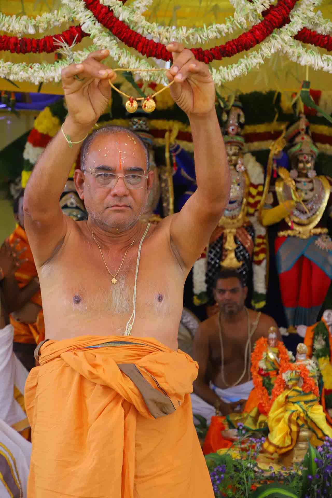 వేములవాడ క్షేత్రంలో సీతారాముల కల్యాణం నిర్వహించడం అనాదిగా వస్తోంది. ముందుగా రాజన్న అనుబంధ దేవాలయంలోని మూలమూర్తికి పాద ప్రక్షాళన మధుపర్కం, జీలకర్ర బెల్లం, కన్యాదానం, మాంగళ్యధారణ, అక్షతారోపణం, బ్రహ్మముడి, హారతి వంటి పూజా కార్యక్రమాలు నిర్వహించారు. 