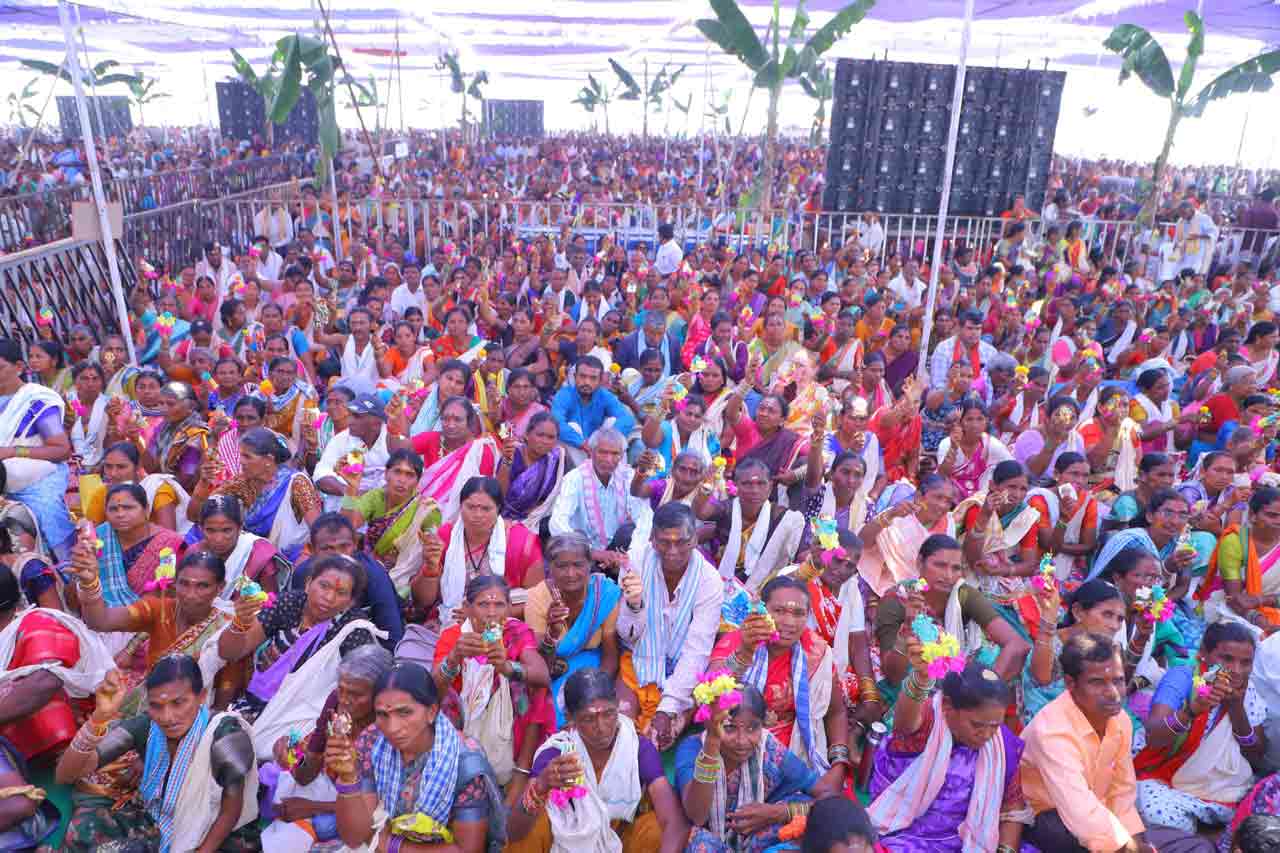 సీతారాముల కల్యాణం సందర్భంగా భక్తులకు ఎలాంటి ఇబ్బందులు కలగకుండా రాజన్న ఆలయ అధికారులు ప్రత్యేక ఏర్పాట్లు చేశారు. 