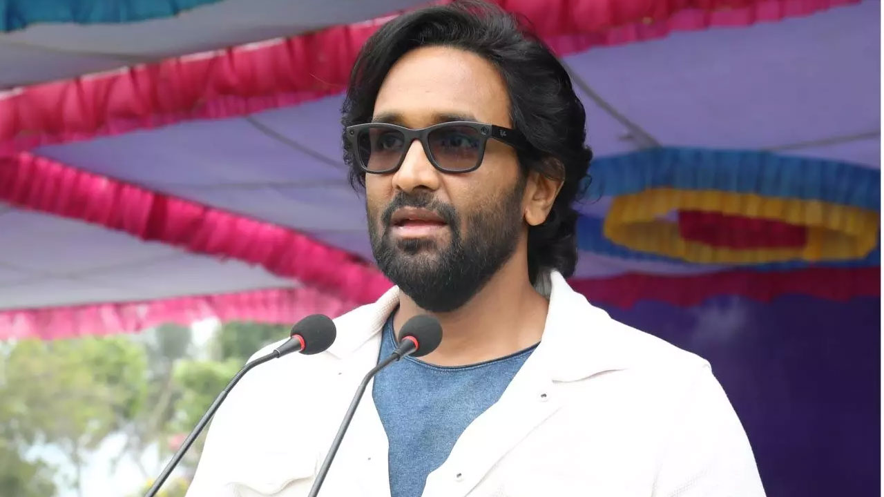 Manchu Vishnu | రాజకీయాల్లో నటీమణులను లాగొద్దు.. మంచు విష్ణు ఘాటు స్పందన