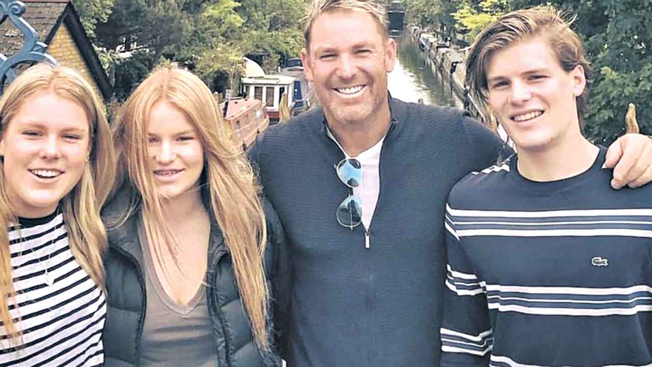 వార్న్‌ కుటుంబానికి జాక్‌పాట్‌