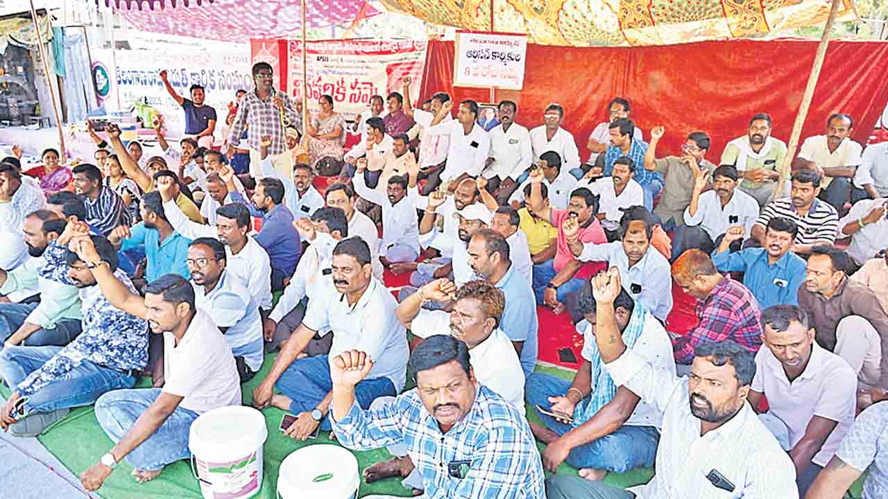 ఆర్టిజన్ల హామీలను విస్మరించిన ప్రభుత్వం