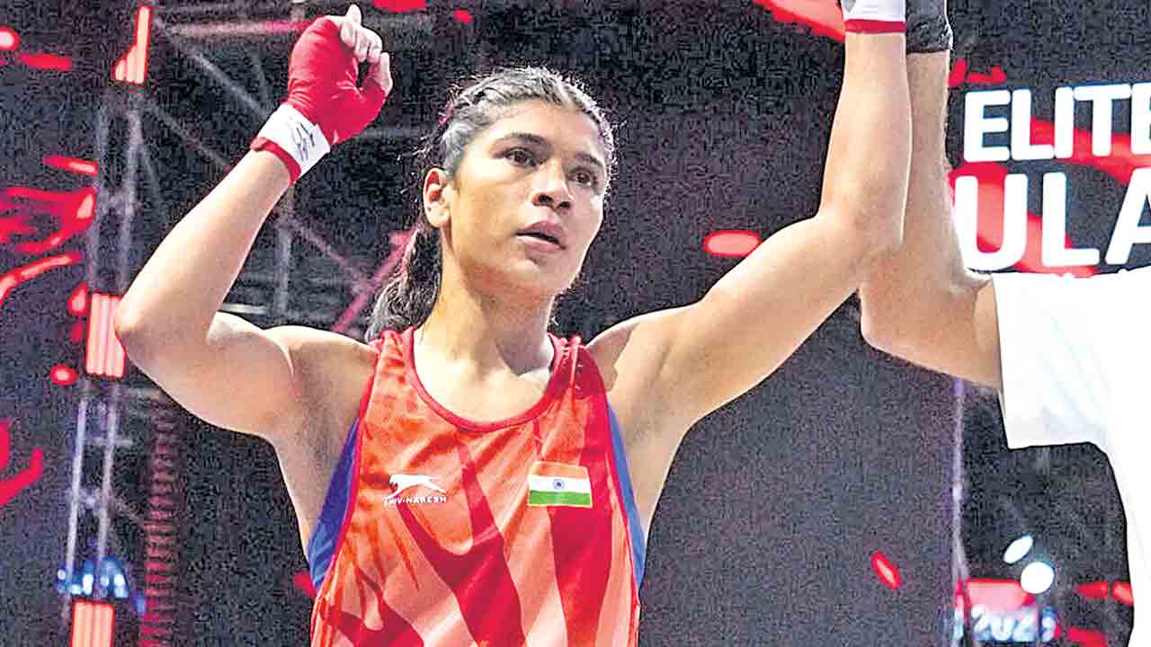 సెమీస్‌కు నిఖత్‌.. భారత్‌కు మూడు పతకాలు ఖాయం