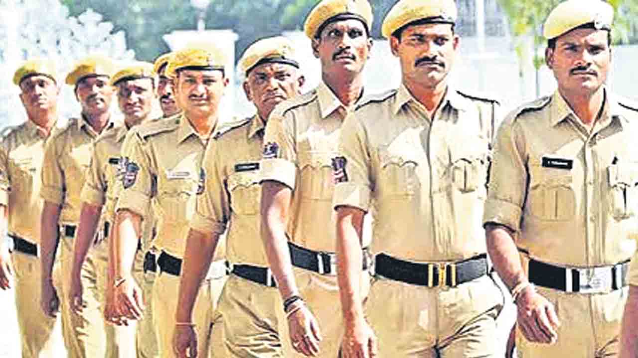 హోంగార్డుల బలవంతపు బదిలీ.. టీఏ, డీఏ, హెచ్‌ఆర్‌ఏ వర్తించకపోయినా ట్రాన్స్‌ఫర్‌