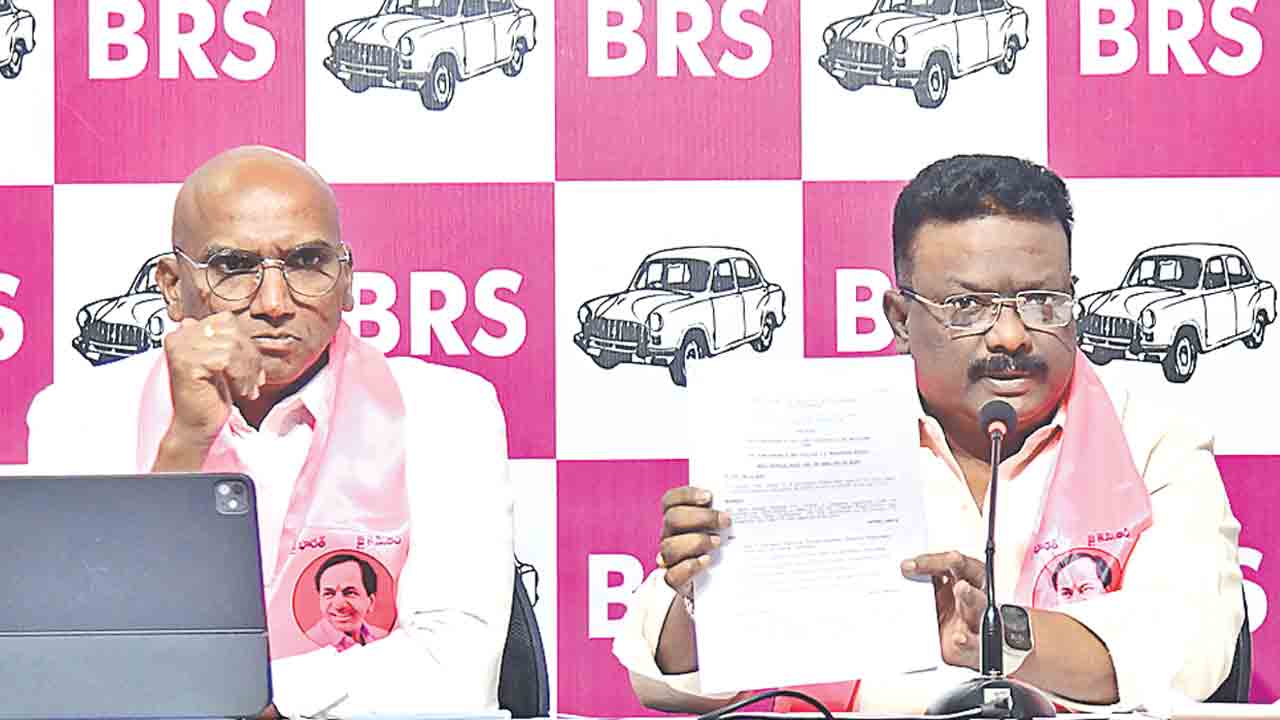 సుప్రీంలో కేసు ఉండగా ఫెన్సింగ్‌ ఎలా వేస్తారు?