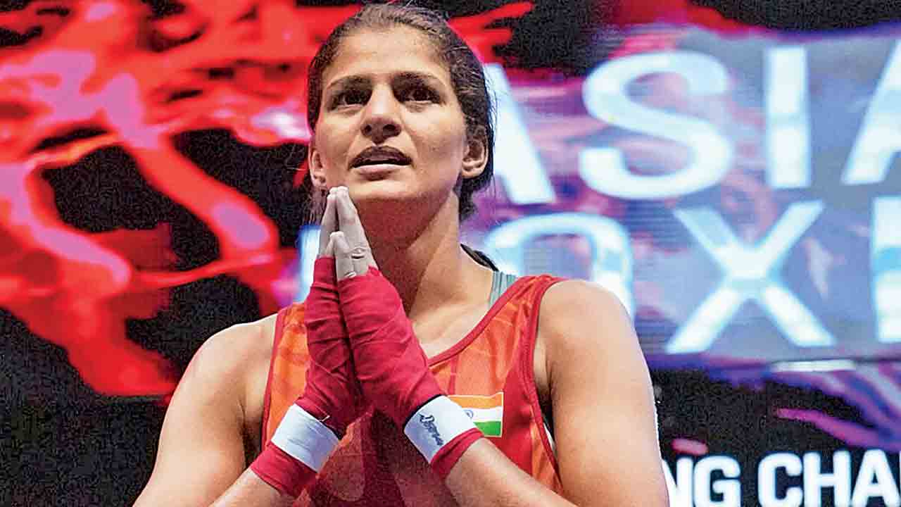 ఫైనల్‌కు మీనాక్షి, జైస్మీన్‌.. పురుషుల విభాగంలో మరో ఇద్దరు