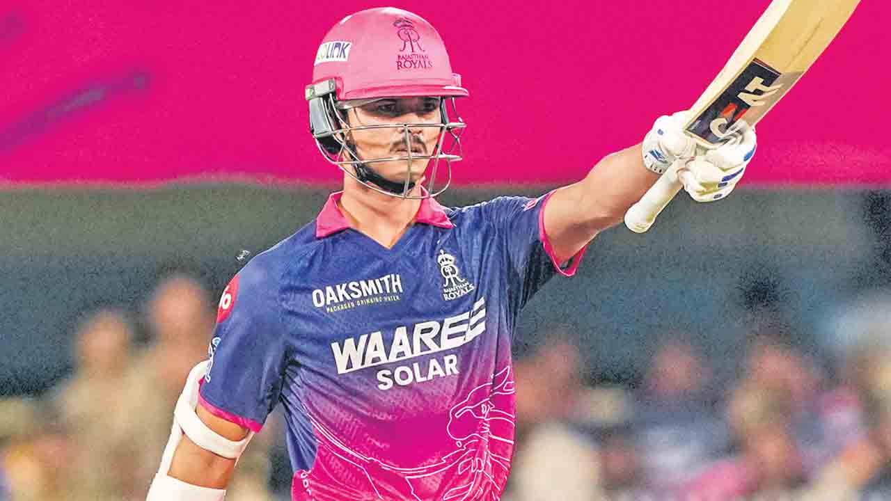 రాయల్స్‌ హ్యాట్రిక్‌.. ముంబైపై ఘన విజయం