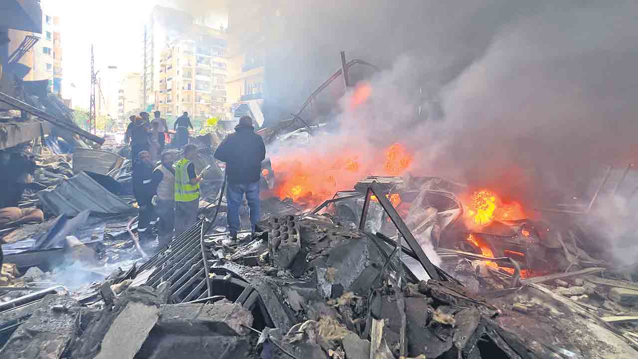 10 నిమిషాలు.. 100 దాడులు.. లెబనాన్‌పై విరుచుకుపడ్డ ఇజ్రాయెల్‌