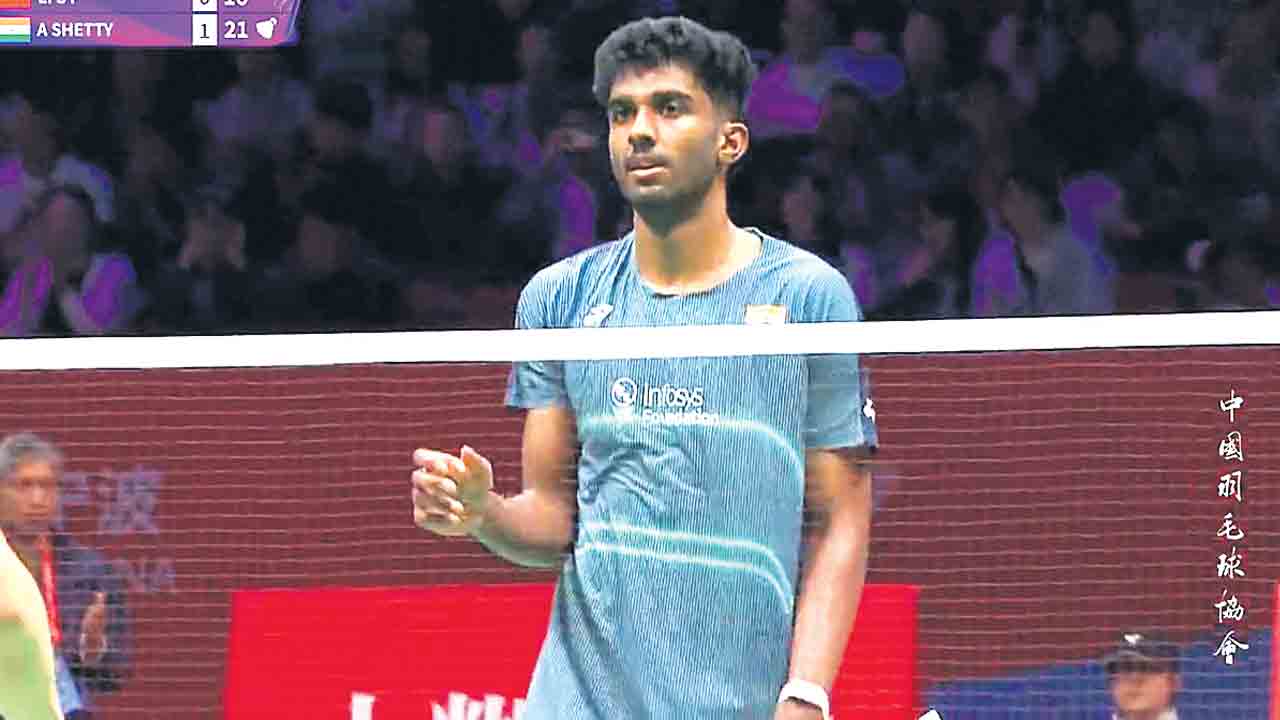 క్వార్టర్స్‌కు ఆయుష్‌