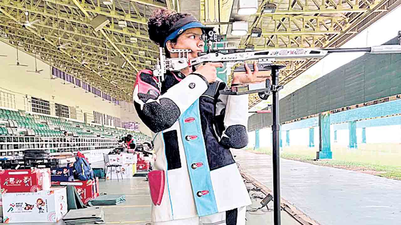 క్వాలిఫికేషన్‌ రౌండ్‌కు సురభి