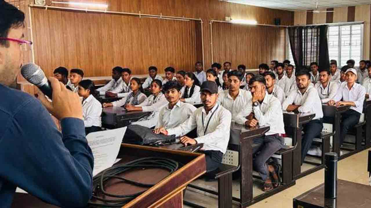 10, 11న పాలిటెక్నిక్‌ విద్యార్థులకు శిక్షణ