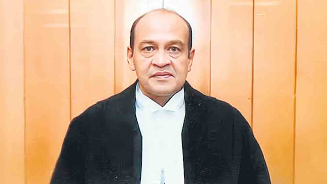 జస్టిస్‌ యశ్వంత్‌ వర్మ రాజీనామా