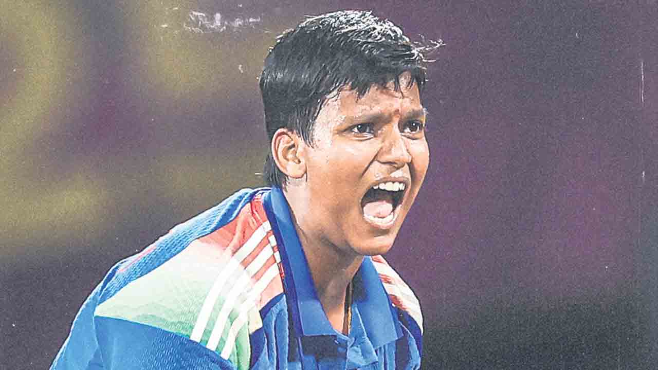 దీప్తికి విజ్డెన్‌ క్రికెటర్‌ అవార్డు