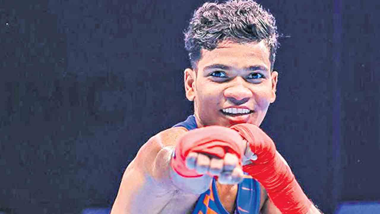 క్వార్టర్స్‌కు విశ్వనాథ్‌, సచిన్‌