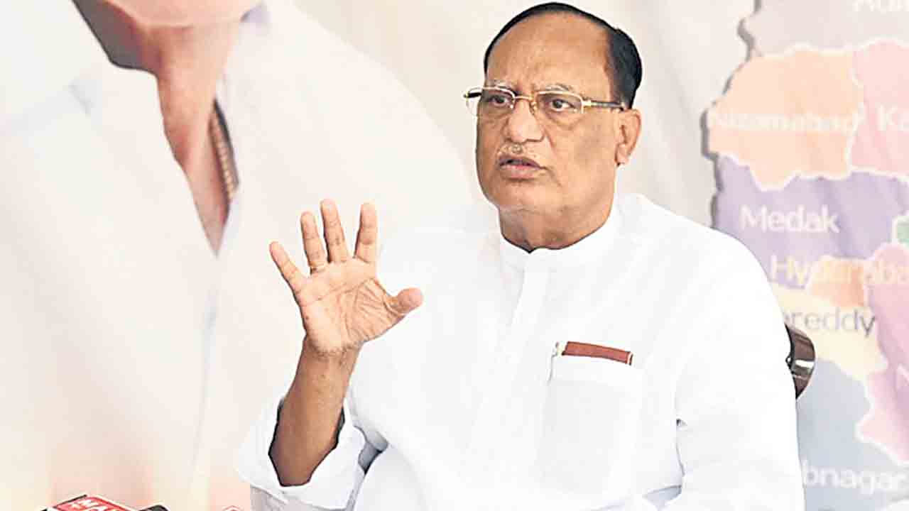 డీలిమిటేషన్‌ జరిగితే.. పోటీ చేస్తా.. మీడియాతో శాసనమండలి చైర్మన్‌ గుత్తా సుఖేందర్‌ రెడ్డి