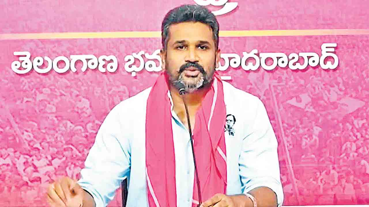 సెల్‌ఫోన్‌ స్కామ్‌పై విచారణ జరిపించండి.. కేంద్రమంత్రికి బీఆర్‌ఎస్‌ అధికార ప్రతినిధి క్రిశాంక్‌ లేఖ