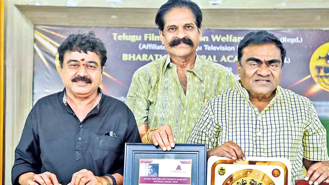 పద్మ అవార్డు వస్తే సంతోషం..