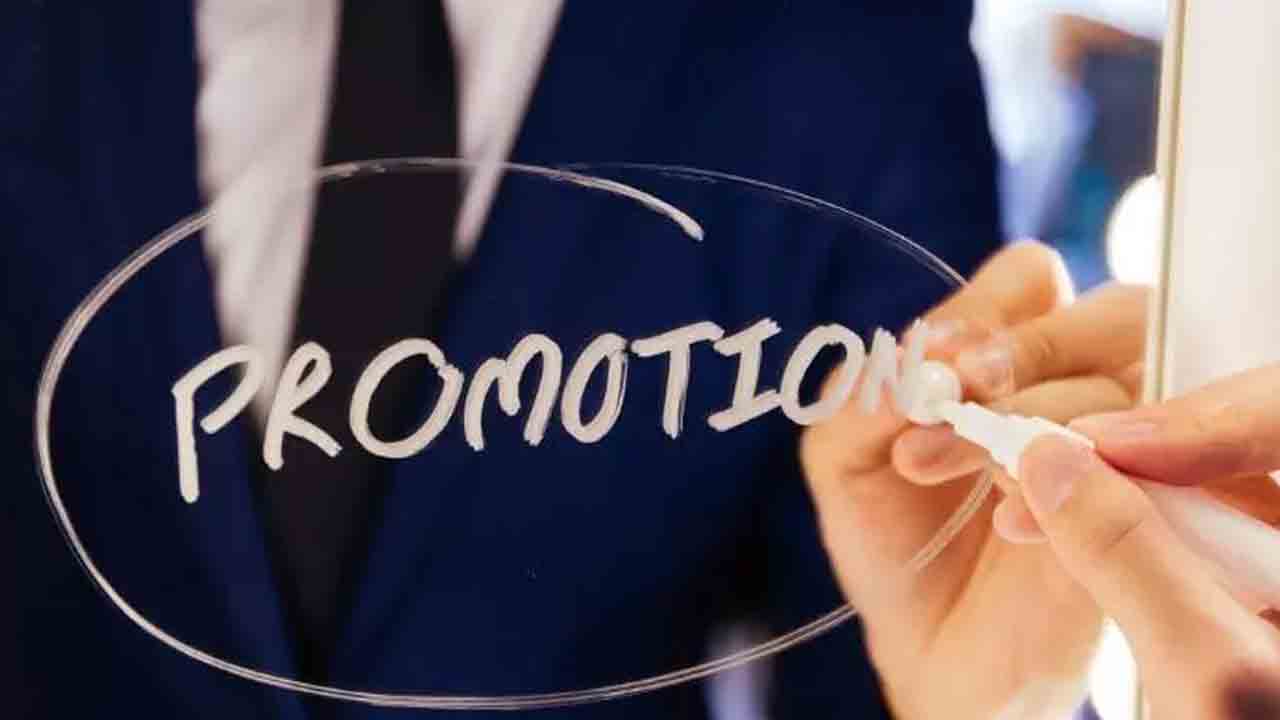 సీఏఎస్‌ ప్రమోషన్లపై రగడ