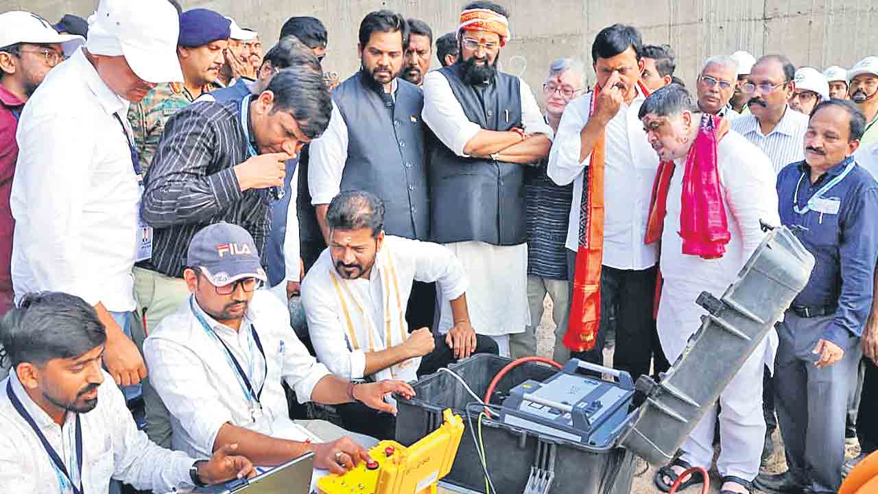 రేవంత్‌ నోట మళ్లీ బూతులు.. బొంద పెడుతా, ఘోరీ కడుతా అంటూ కేసీఆర్‌ చావు కోరుతూ ప్రేలాపనలు