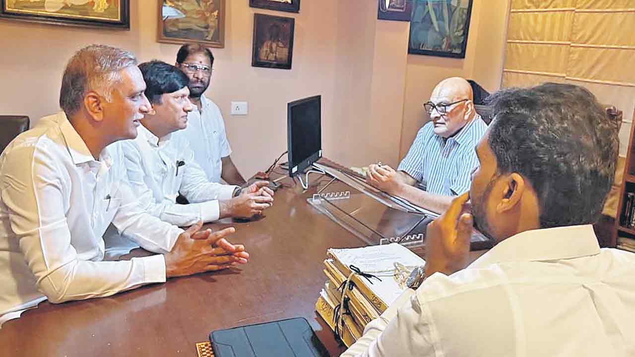 Harish rao | ఢిల్లీ పర్యటనకు హరీశ్‌..కాళేశ్వరం కేసులపై లాయర్లతో చర్చించేందుకే వెళ్లినట్టు వెల్లడి