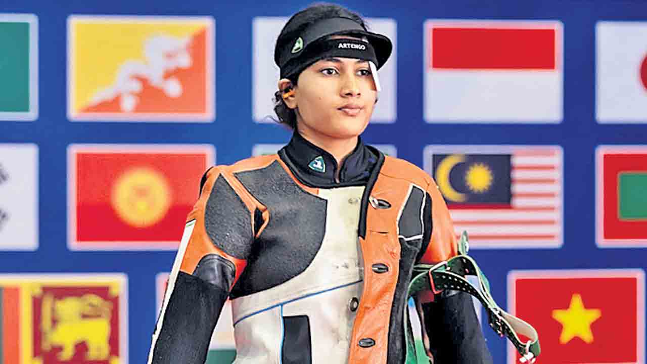 ప్రాచి, వంశిక పసిడి గురి