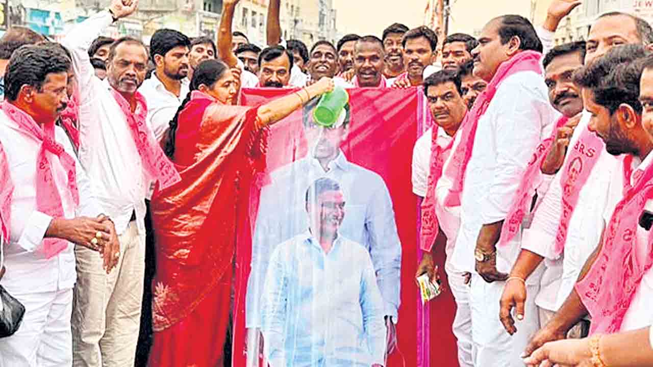 కాళేశ్వరంపై రెండో రోజూ సంబురాలు.. హైకోర్టు తీర్పుతో ఆనందోత్సాహాలు