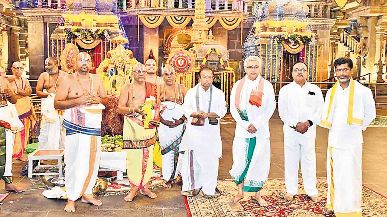 వైభవంగా నరసింహస్వామి జయంత్యుత్సవాలు