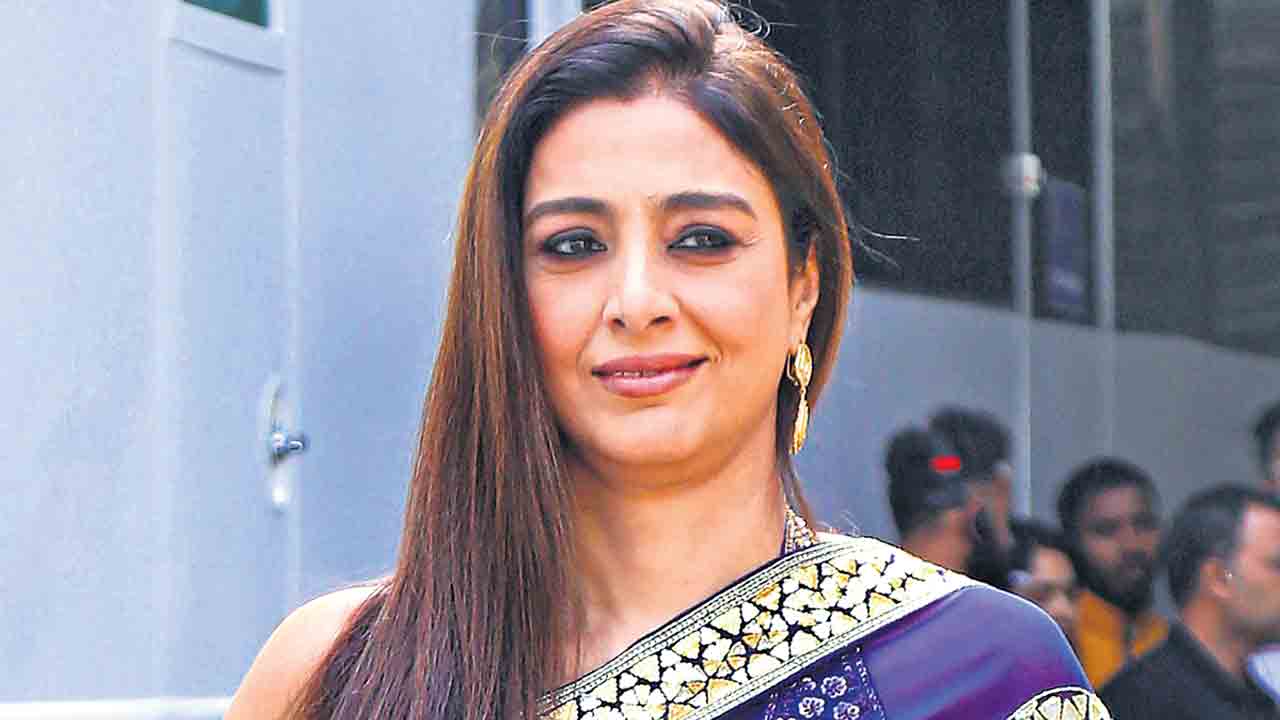 కింగ్‌ సెట్‌లోకి ఎంటరైన టబు