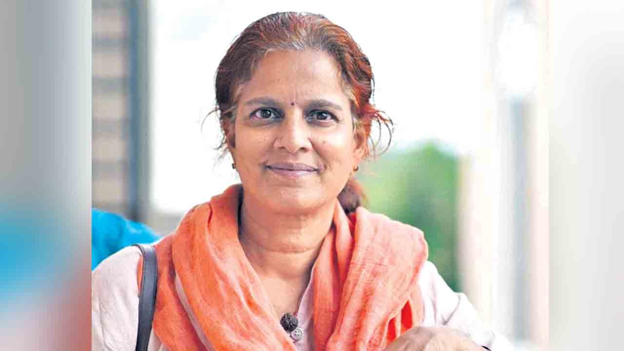 రేవంత్‌రెడ్డి రైతులను విస్మరించారు