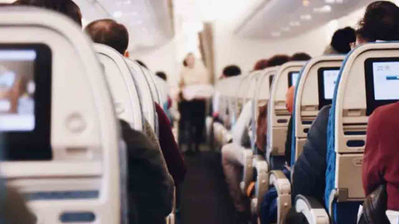 60% సీట్లు ఉచిత కేటాయింపుపై కేంద్రం వెనక్కి