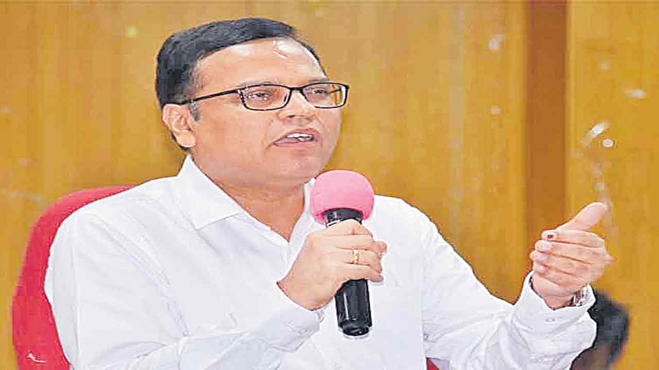 హైస్పీడ్‌ రైల్‌ కారిడార్‌పై సీఎస్‌ సమీక్ష