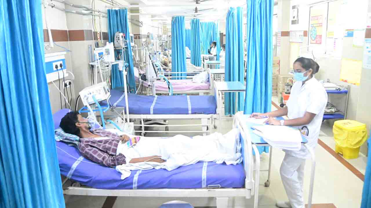 కష్టాల్లో పెద్దాసుపత్రి