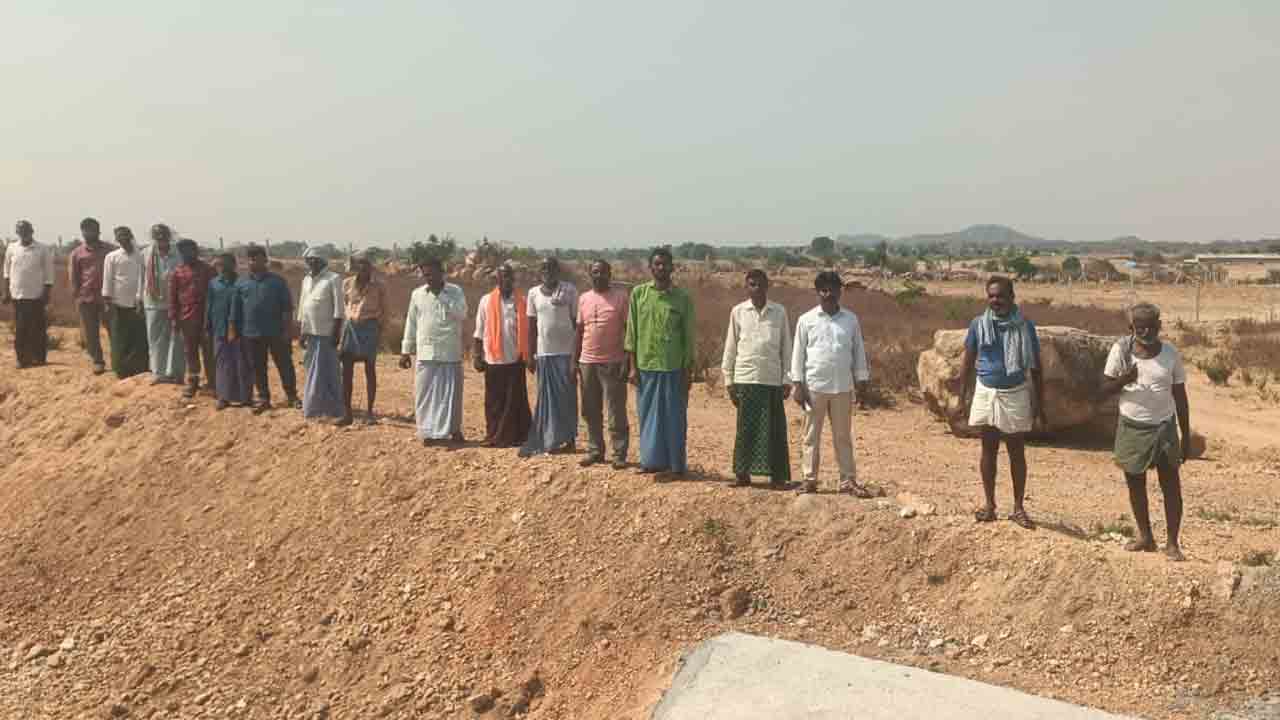 సోలార్‌ వద్దు.. వ్యవసాయమే ముద్దు