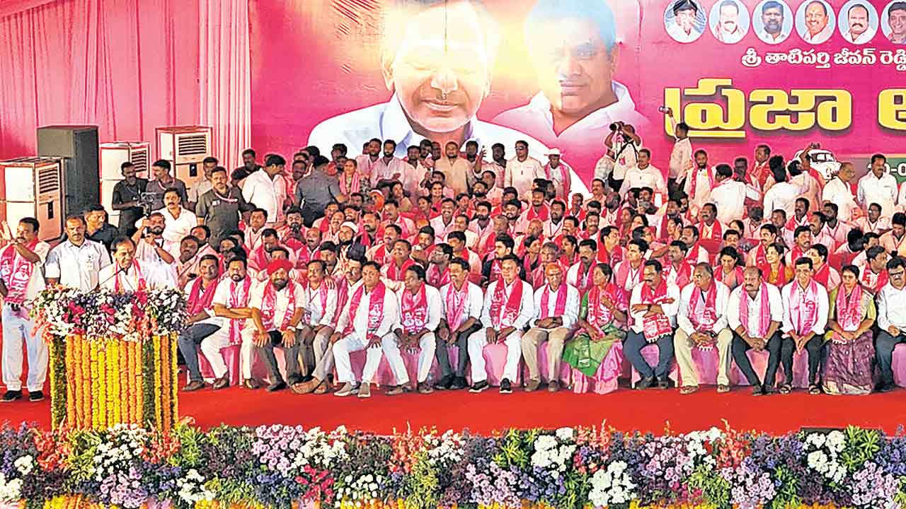 తెలంగాణ పునర్నిర్మాణ యజ్ఞం చేద్దాం