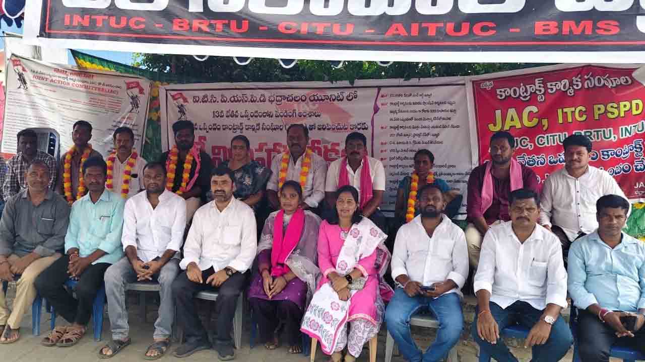 15వ రోజుకు చేరిన కార్మికుల దీక్షలు