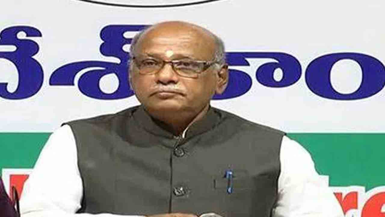 15 రోజుల్లోగా డైరెక్టర్ల పూర్తి వివరాలివ్వండి