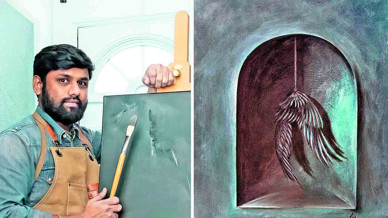ఇండియా ఆర్ట్‌ ఫెస్టివల్‌కు ముమ్మిడివరం యువకుడి చిత్రాలు